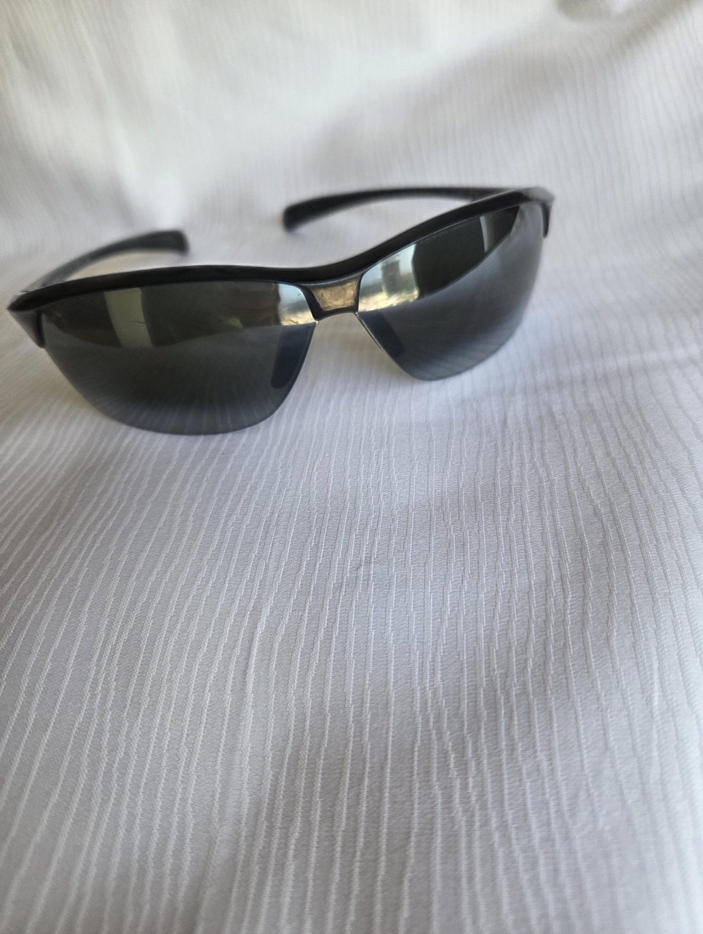 Maui Jim Hot Sands Glossy Black Sport Wrap Sunglasses (NO BOX). - Picture 4 of 7